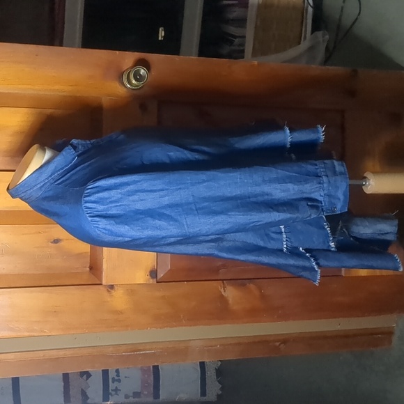 SABRINA LAUREN* raw edge denim back ruffle tuxedo blouse long sleeve button fron - Picture 8 of 15